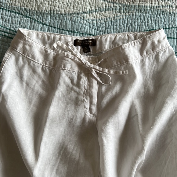 Tommy Bahama Leigh fit, white, linen, drawstring pants. - Picture 3 of 4